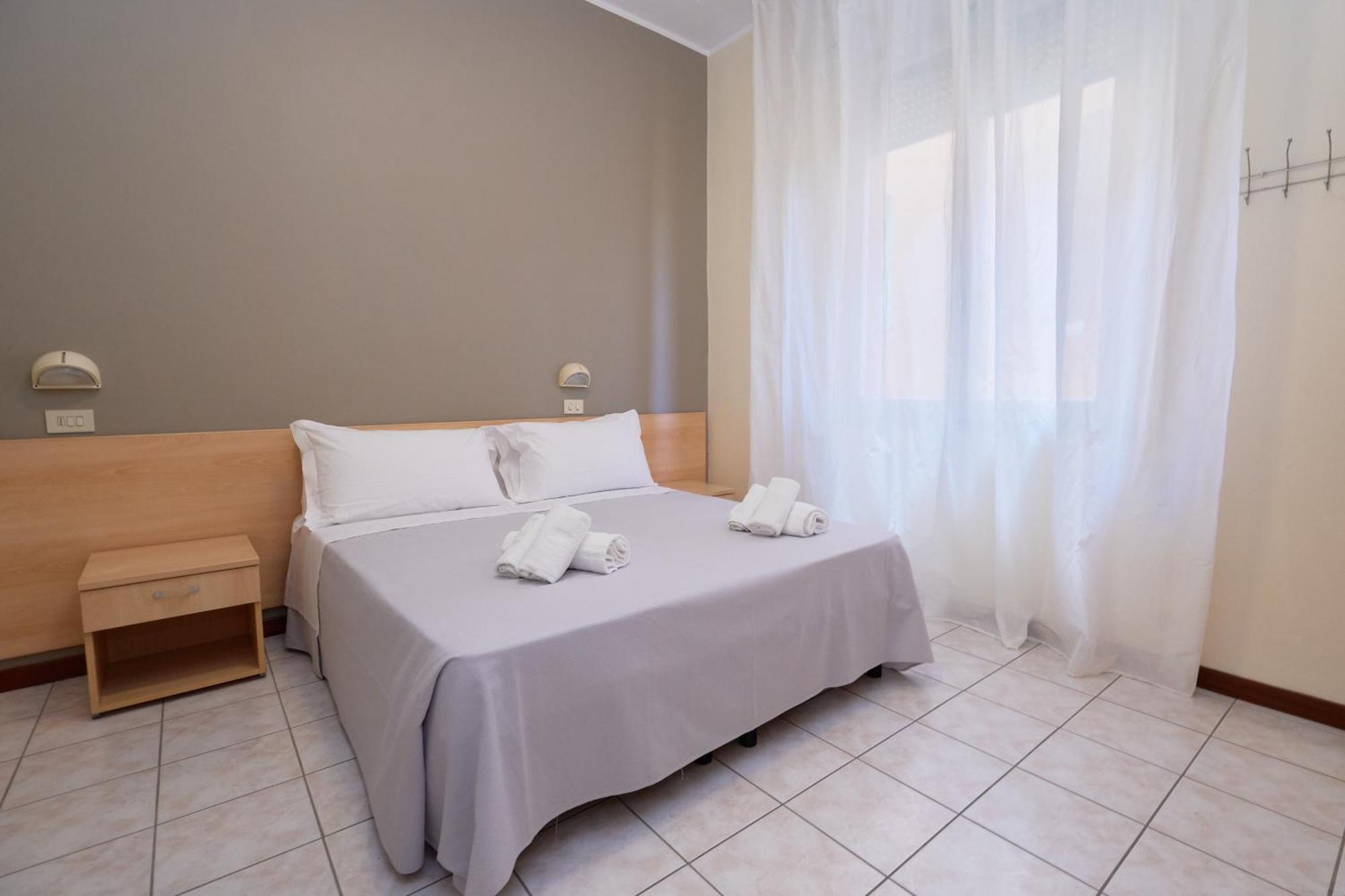 Hotel Jolanda Bellaria-Igea Marina Bagian luar foto
